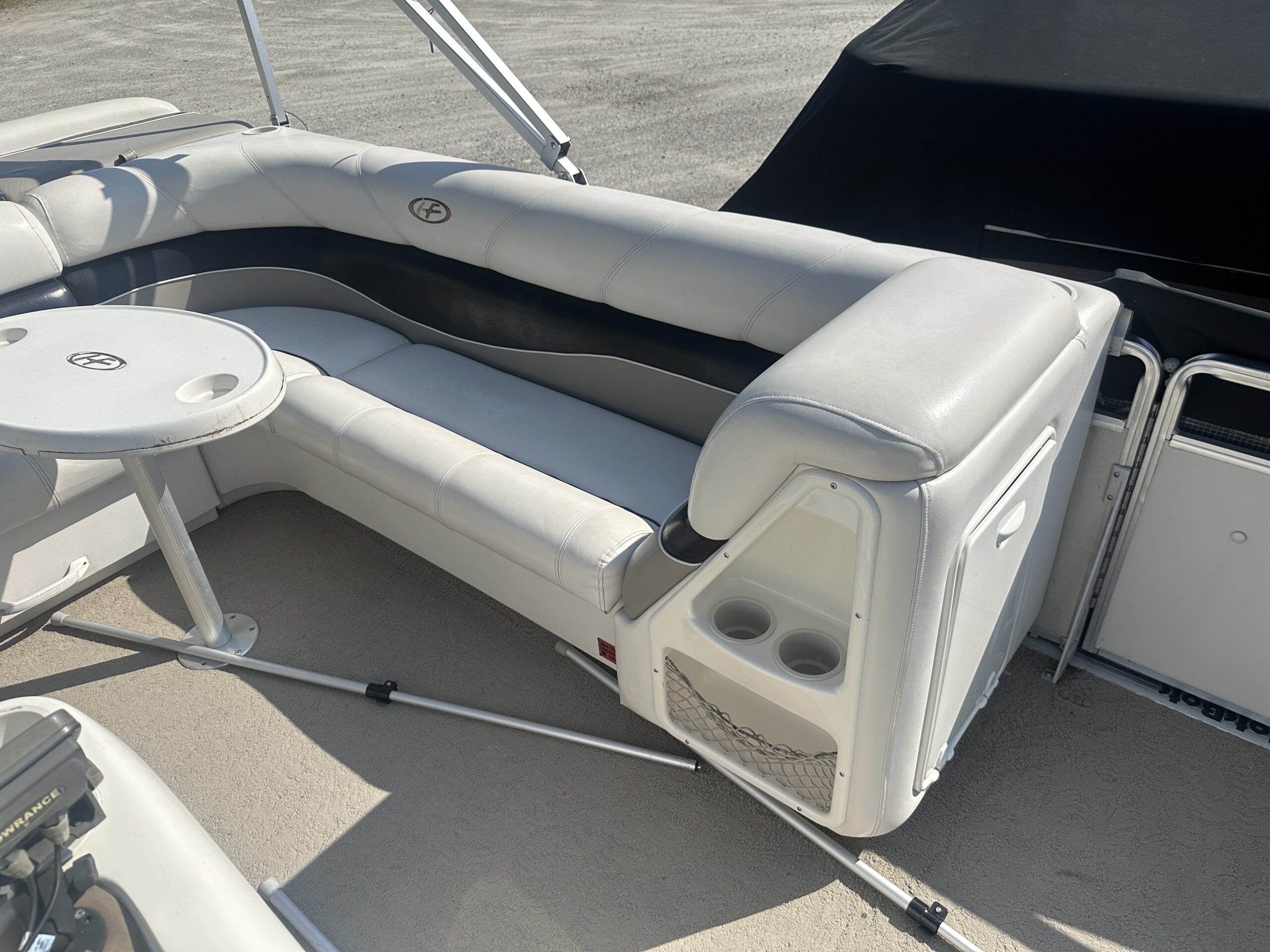 2005 Harris Royal 260  Mercury 60hp