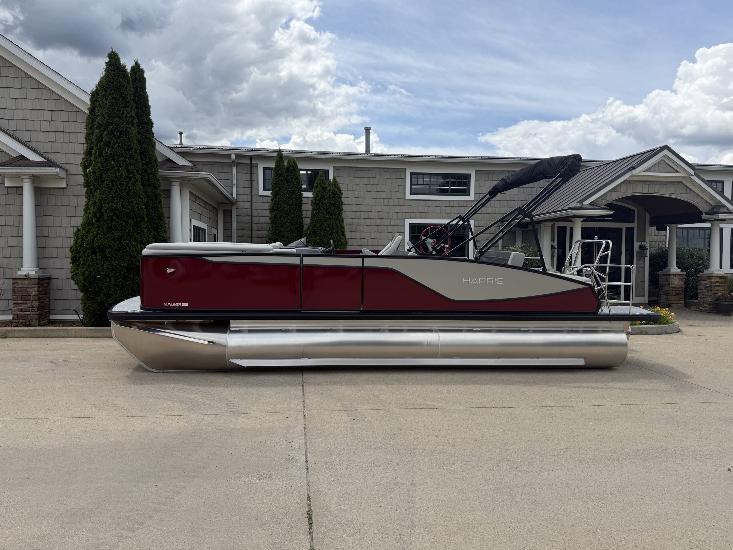 2026 Harris Sunliner 230 SLE Tri Toon  Mercury 200hp V6