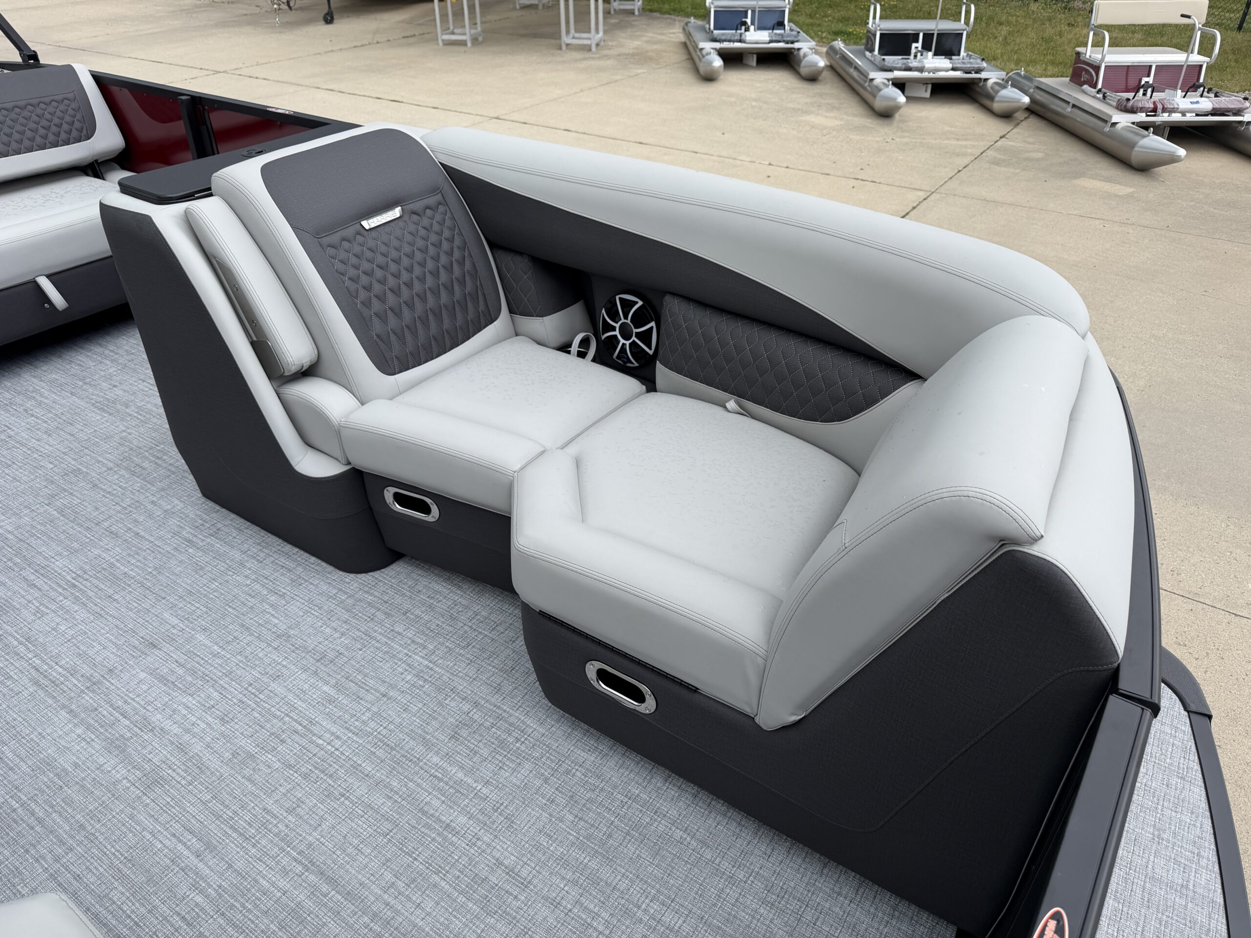 2026 Harris Sunliner 230 SLE Tri Toon  Mercury 200hp V6