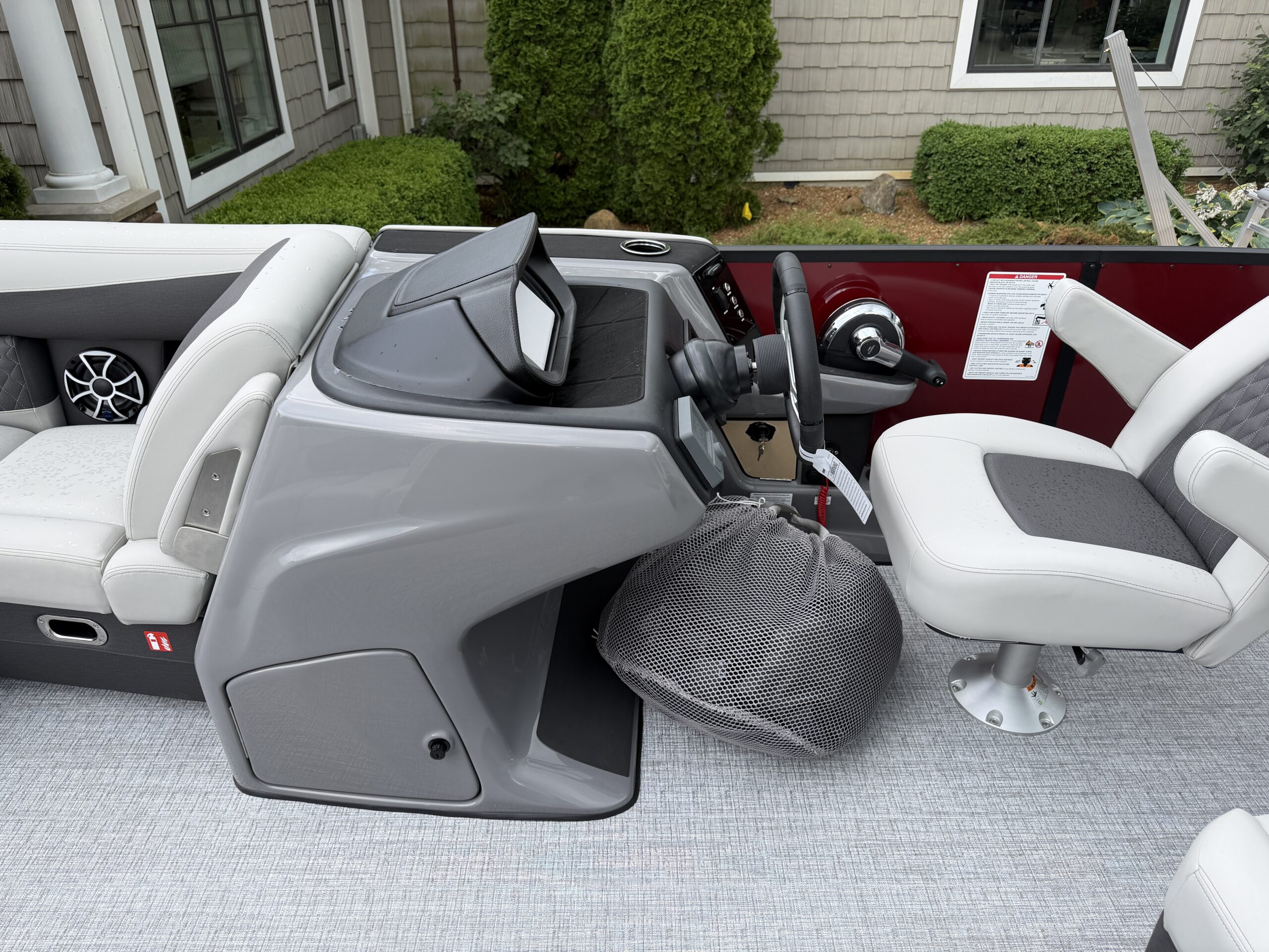 2026 Harris Sunliner 230 SLE Tri Toon  Mercury 200hp V6