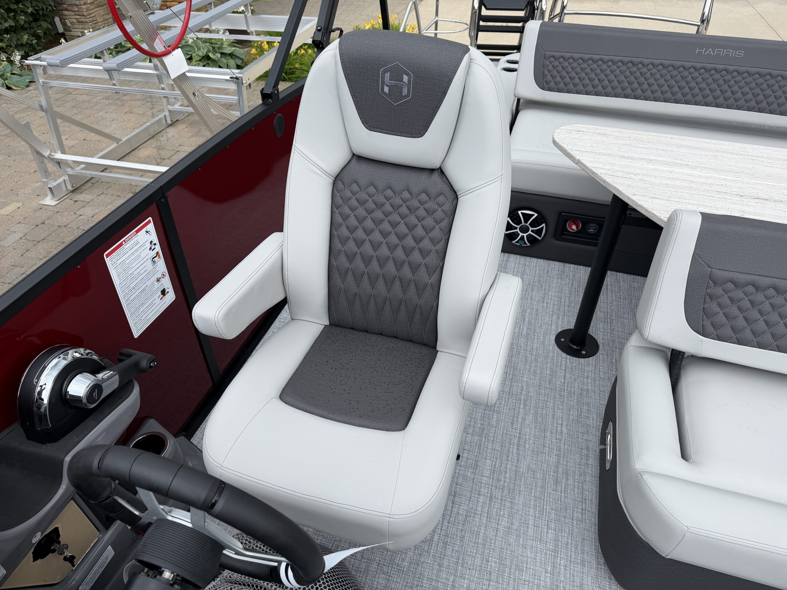 2026 Harris Sunliner 230 SLE Tri Toon  Mercury 200hp V6