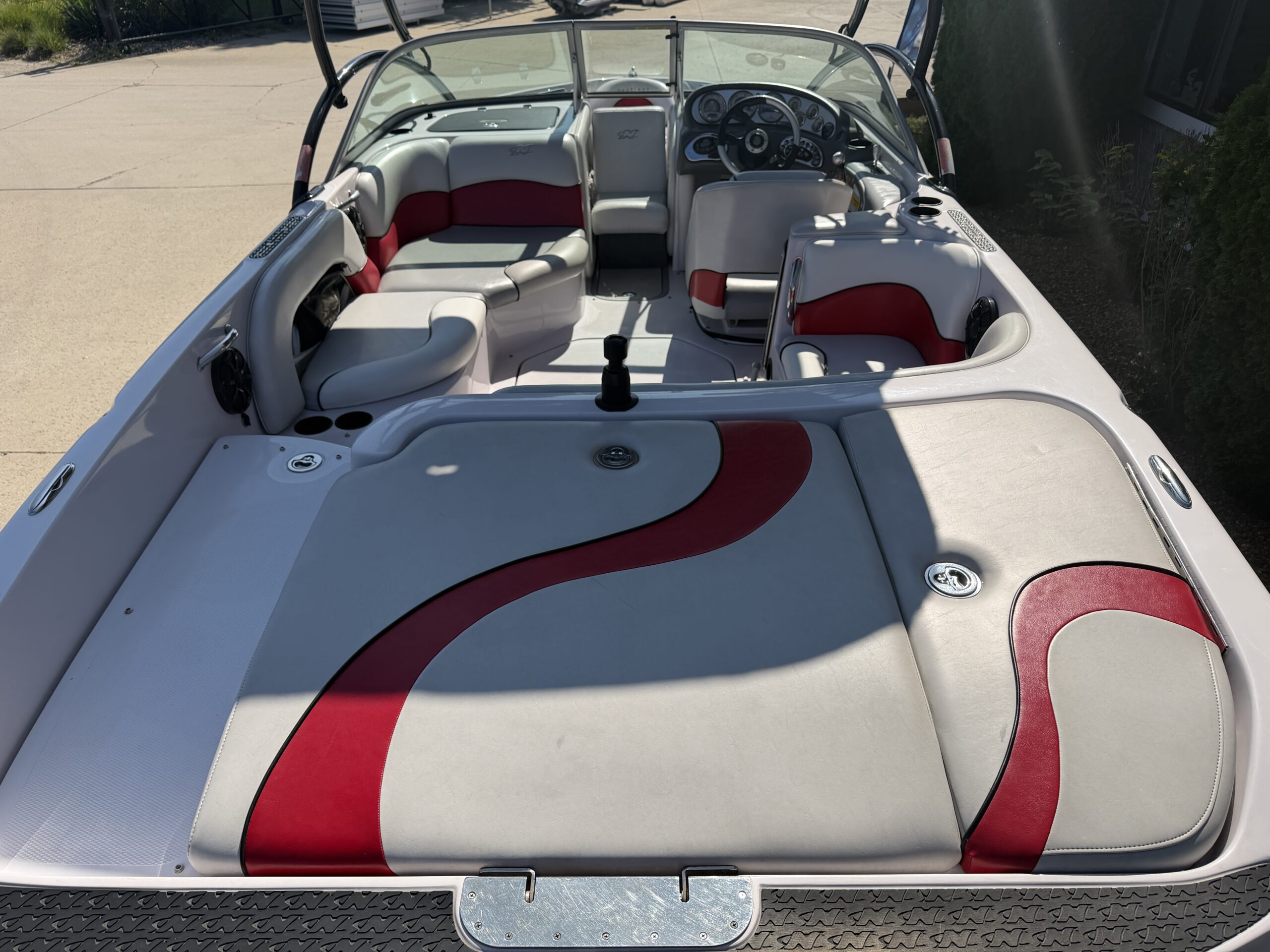 2005 Air Nautique SV211 Team Edition