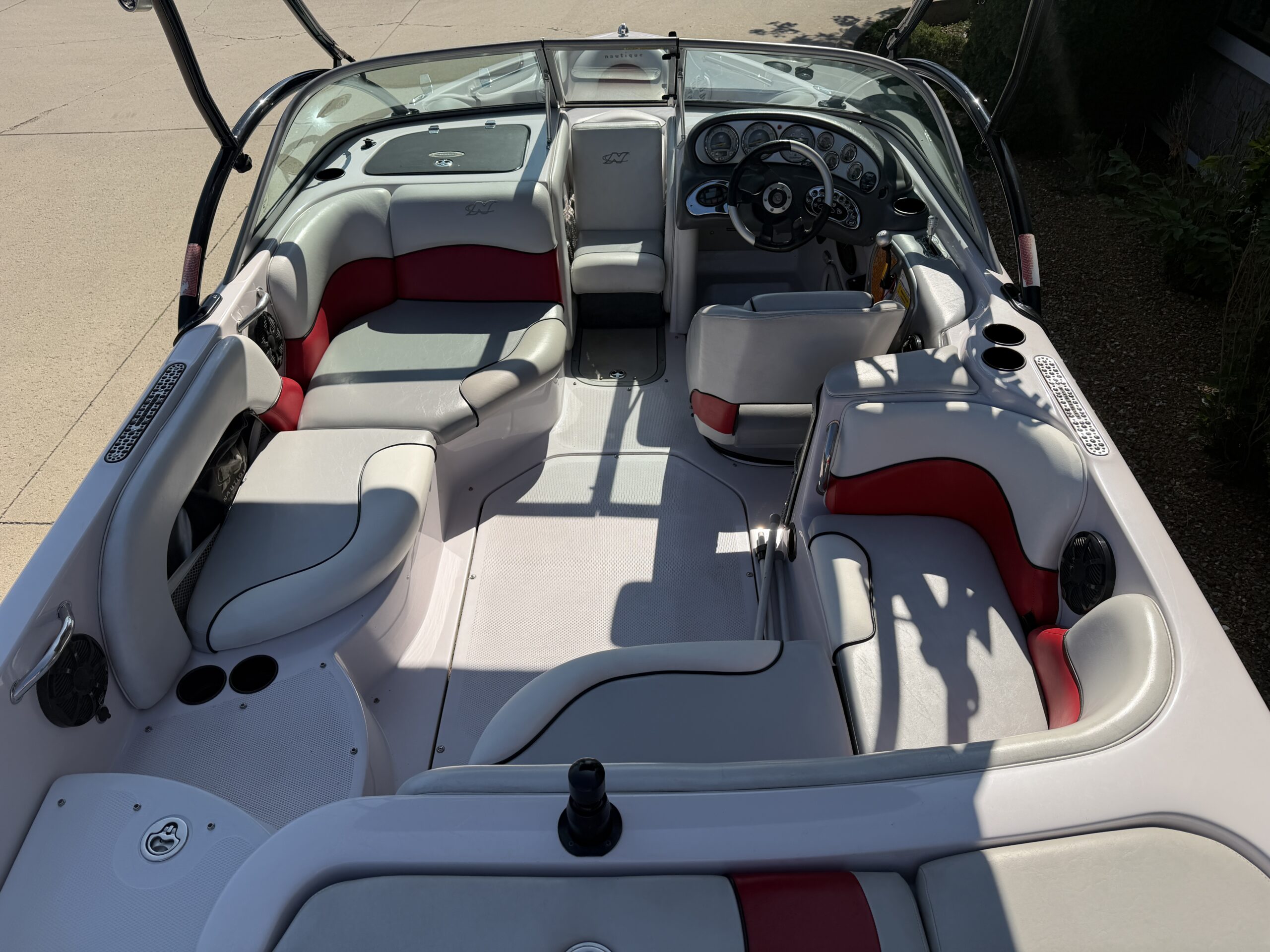 2005 Air Nautique SV211 Team Edition