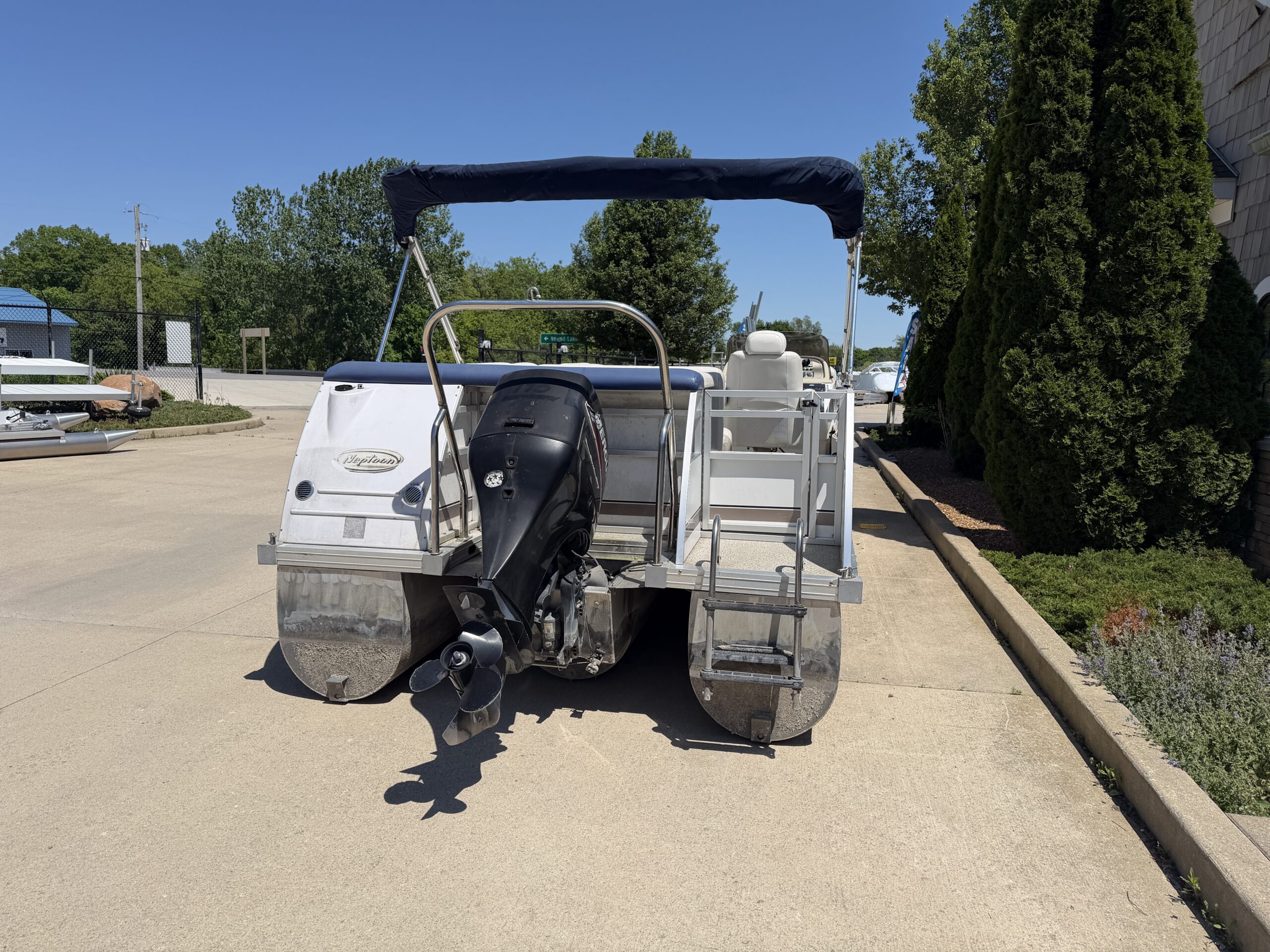 2005 JC Neptune21  Tri Toon  Mercury 115hp