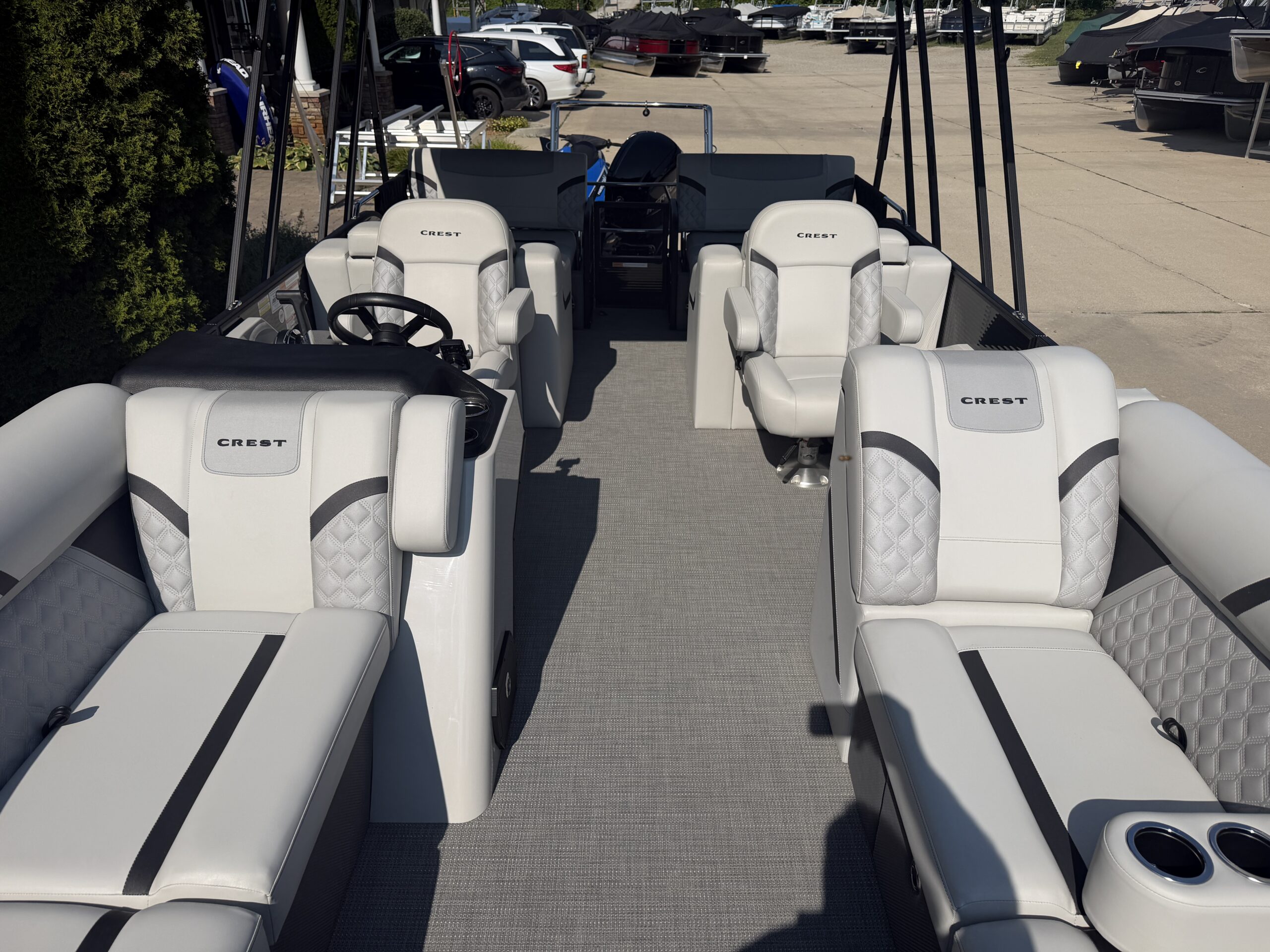 2025 Crest Classic 220 SLRC  Mercury 115hp  Easy Cover & Sea Legs