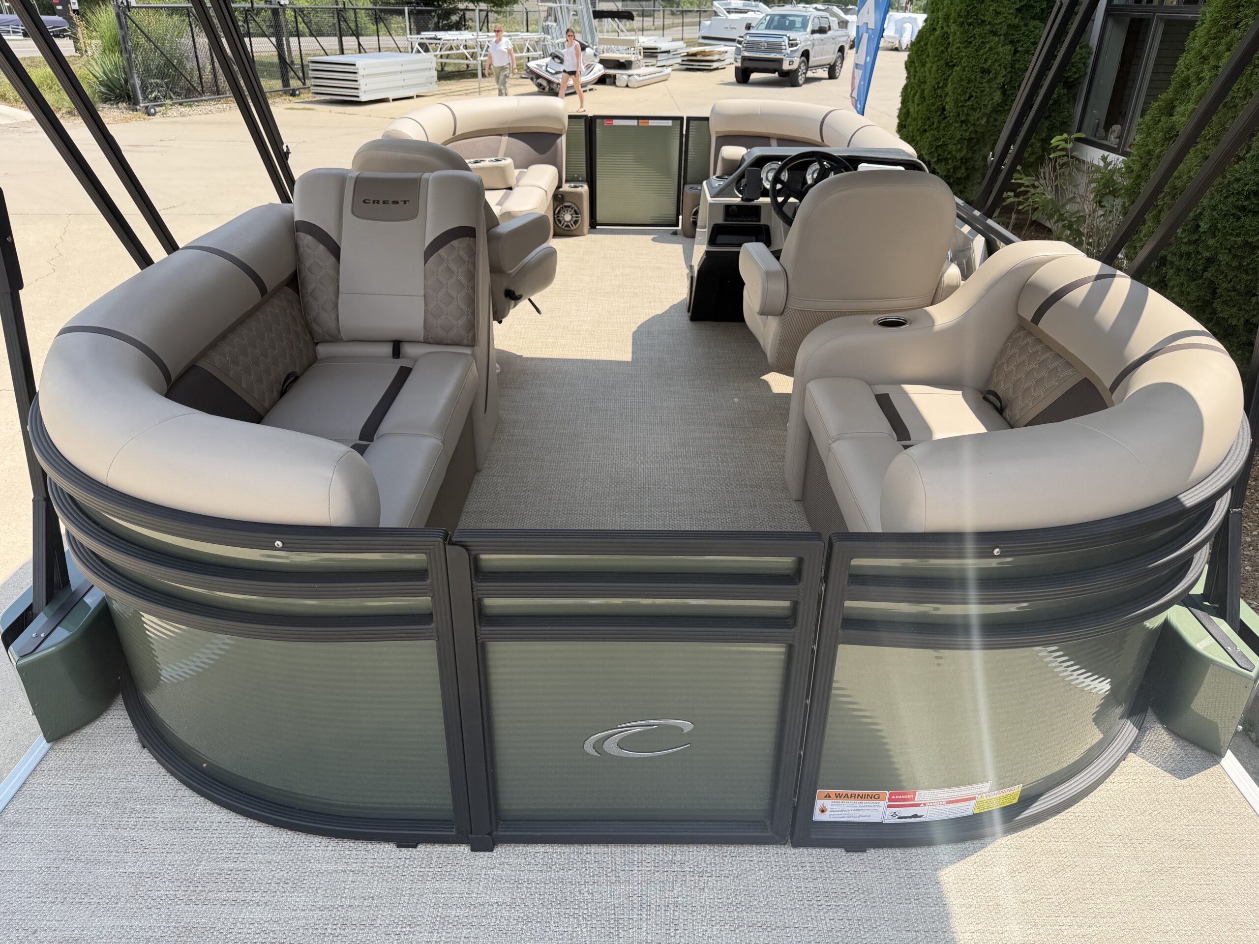 2025 Crest Classic 200 SLC  Mercury 60hp  Easy Cover