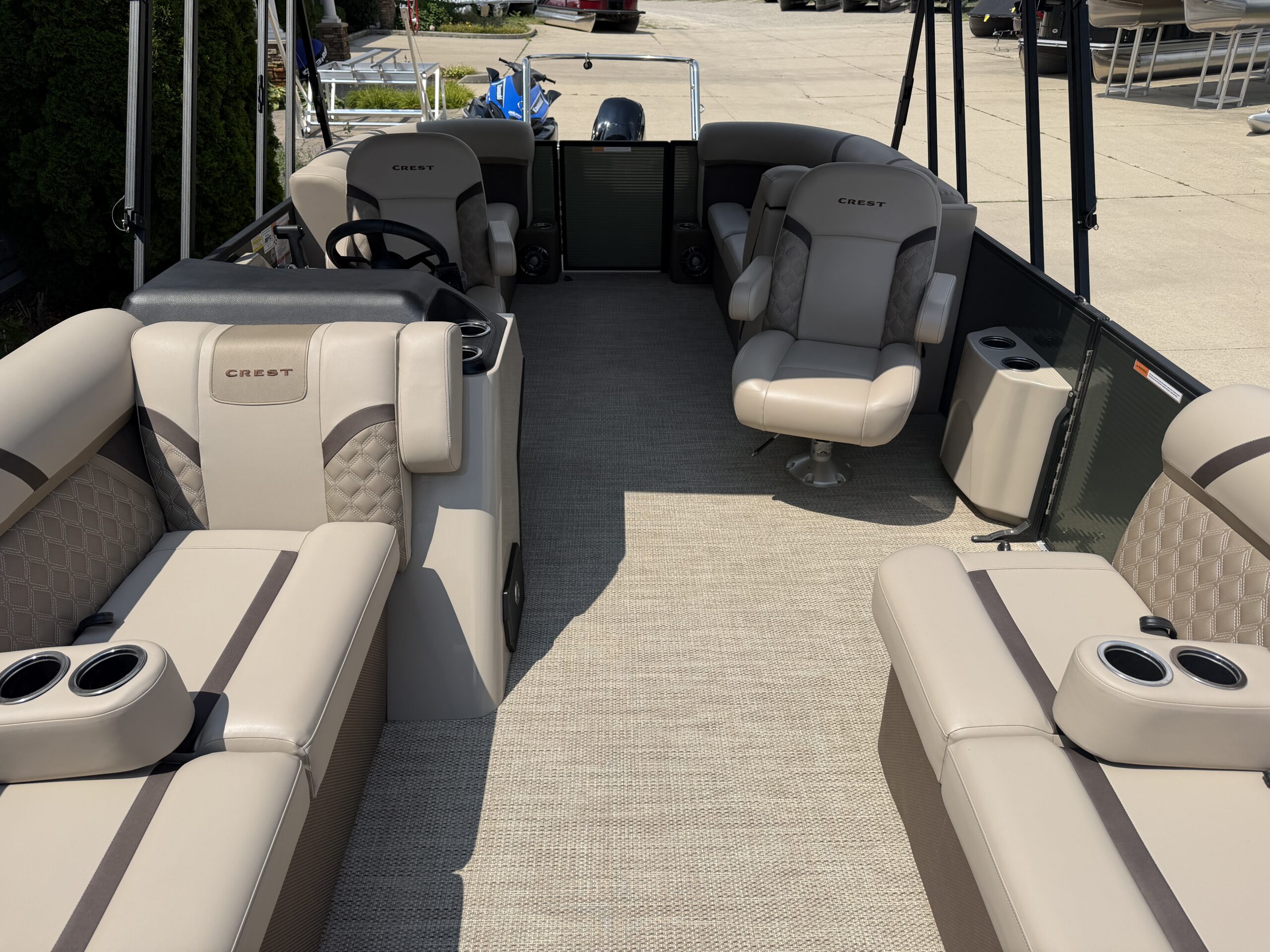 2025 Crest Classic 200 SLC  Mercury 60hp  Easy Cover