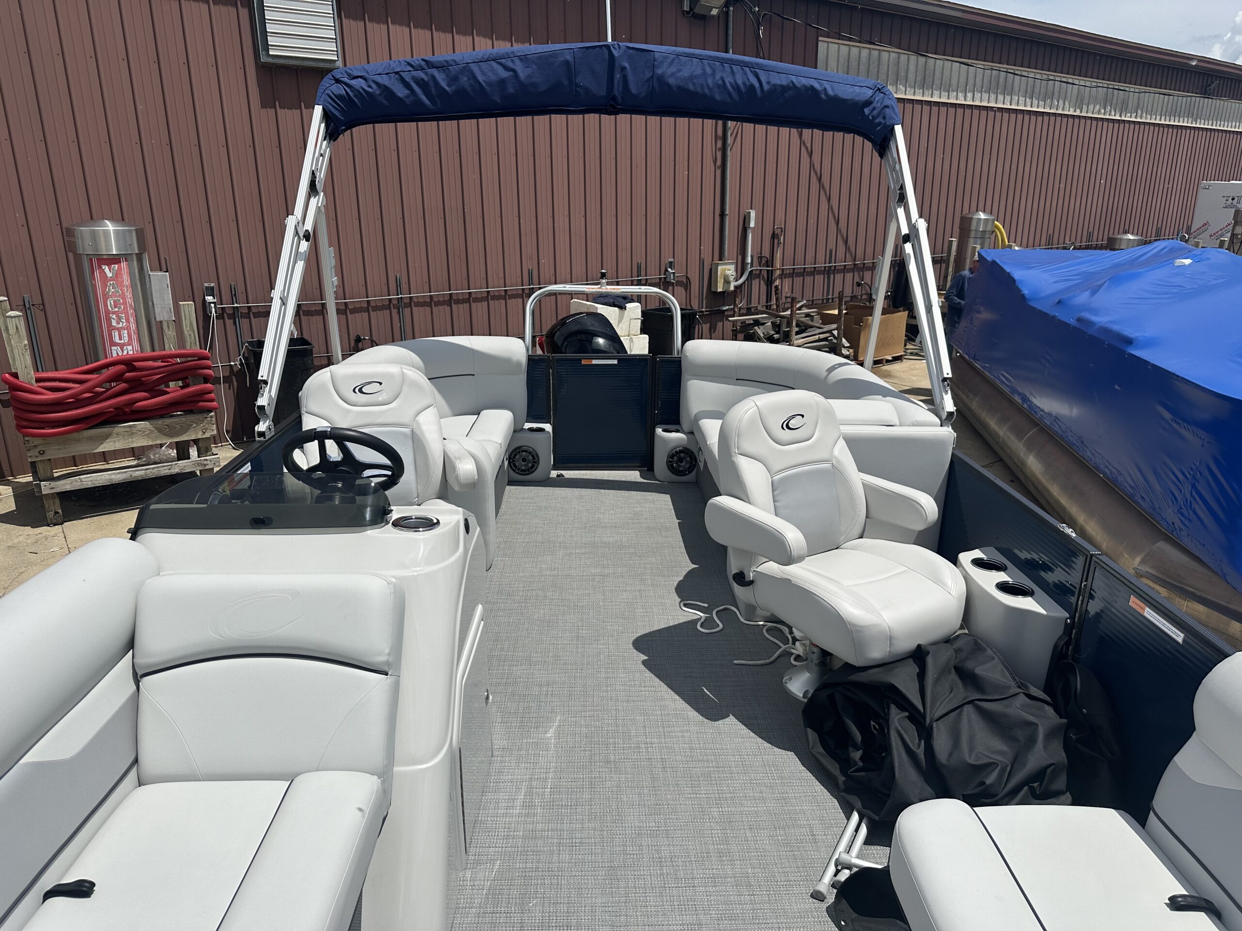 2022 Crest Classic LX 200 SLC Tri Toon  Mercury 150hp