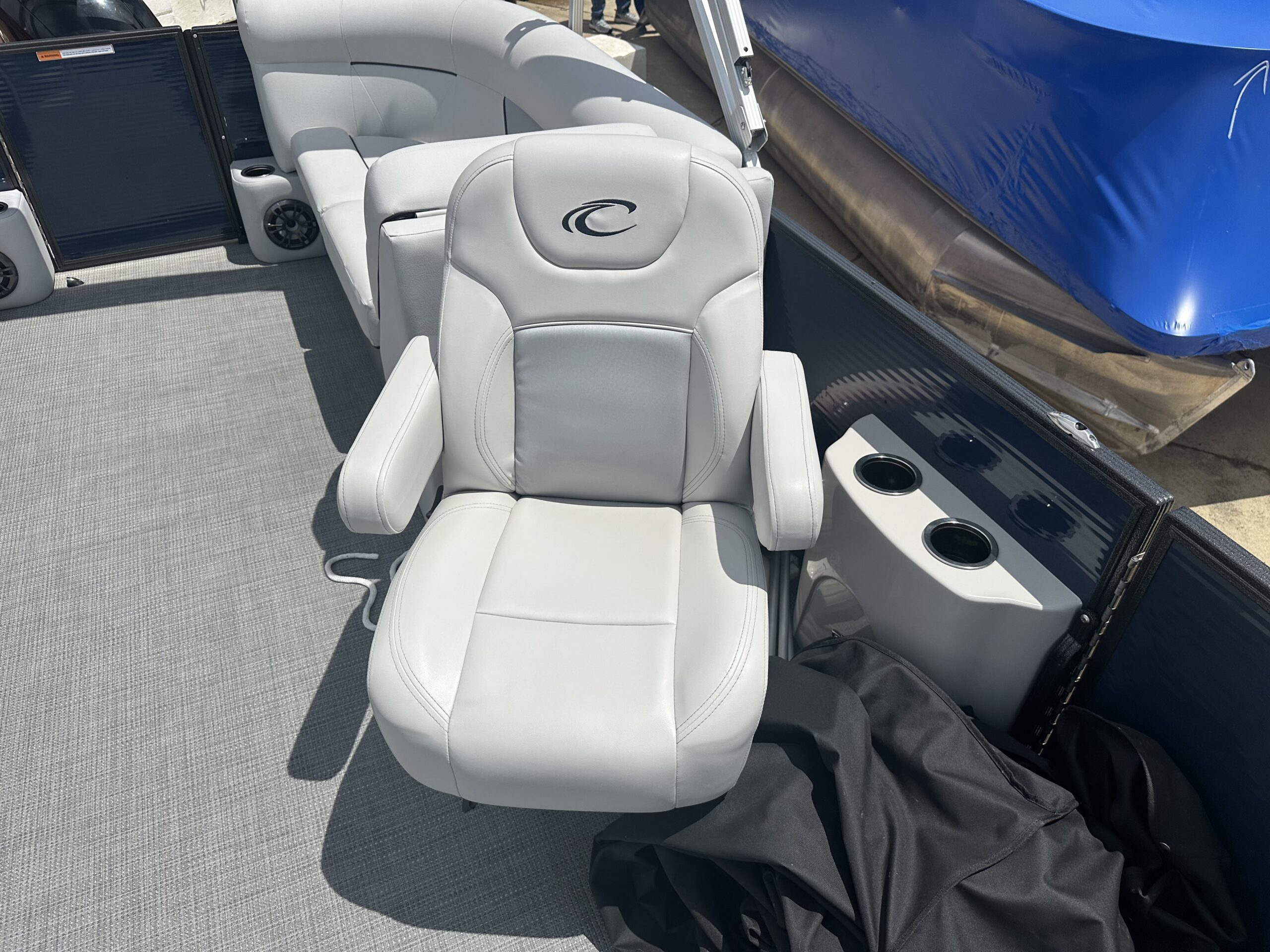 2022 Crest Classic LX 200 SLC Tri Toon  Mercury 150hp