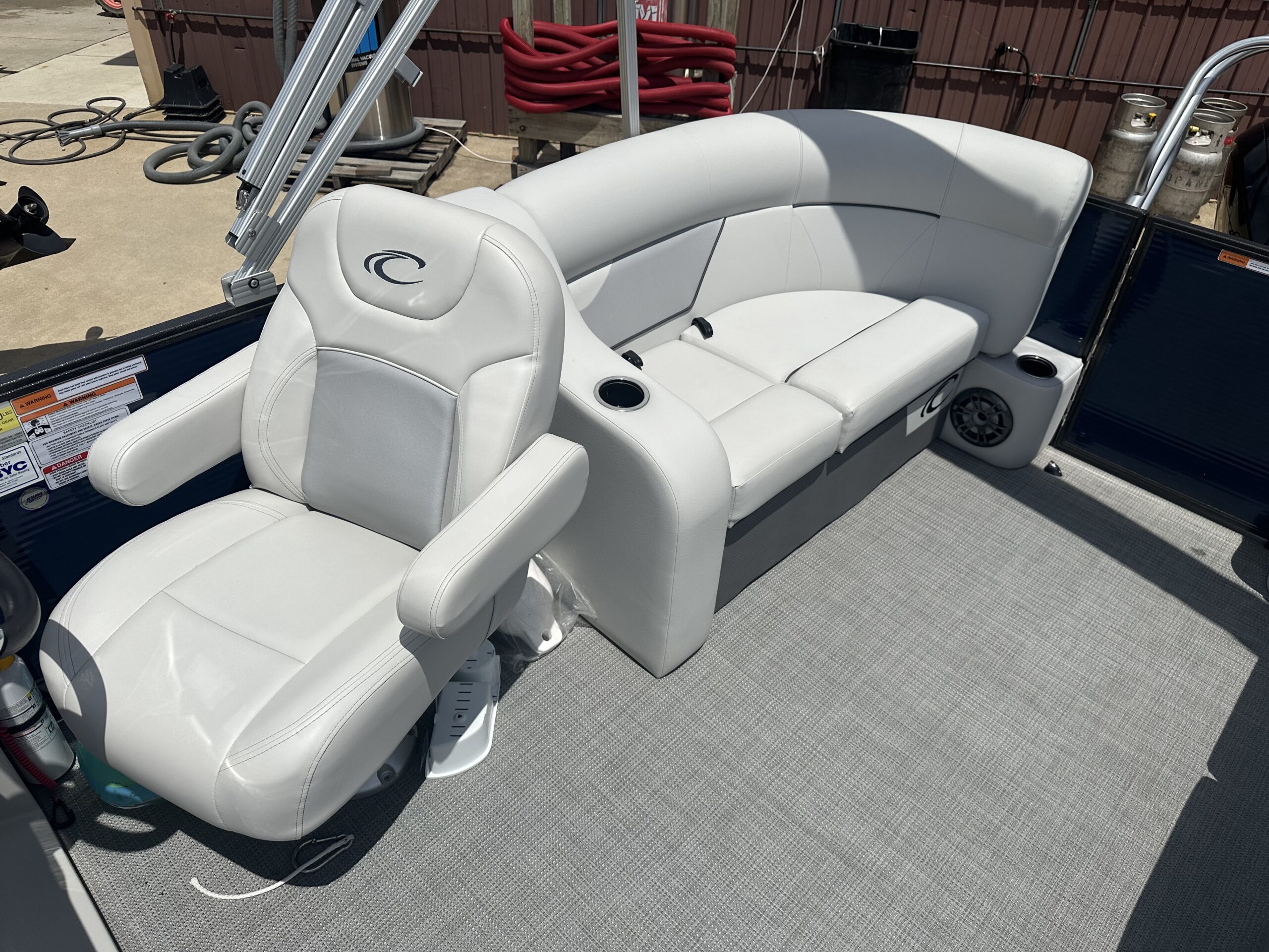 2022 Crest Classic LX 200 SLC Tri Toon  Mercury 150hp