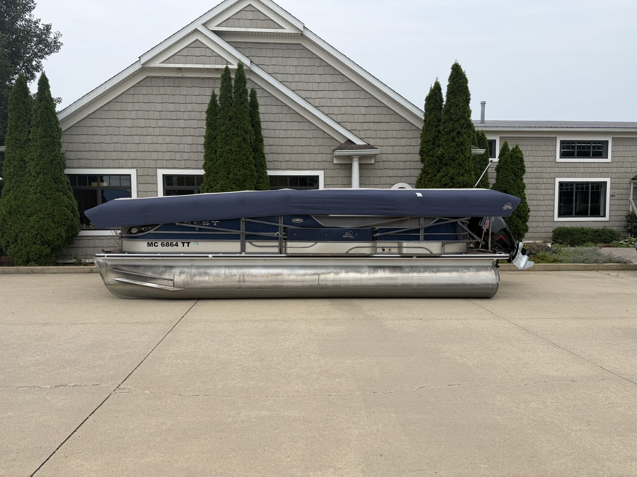2015 Crest Classic 230 SLC Mercury 115hp Pro XS  Easy Cover & Sea Legs