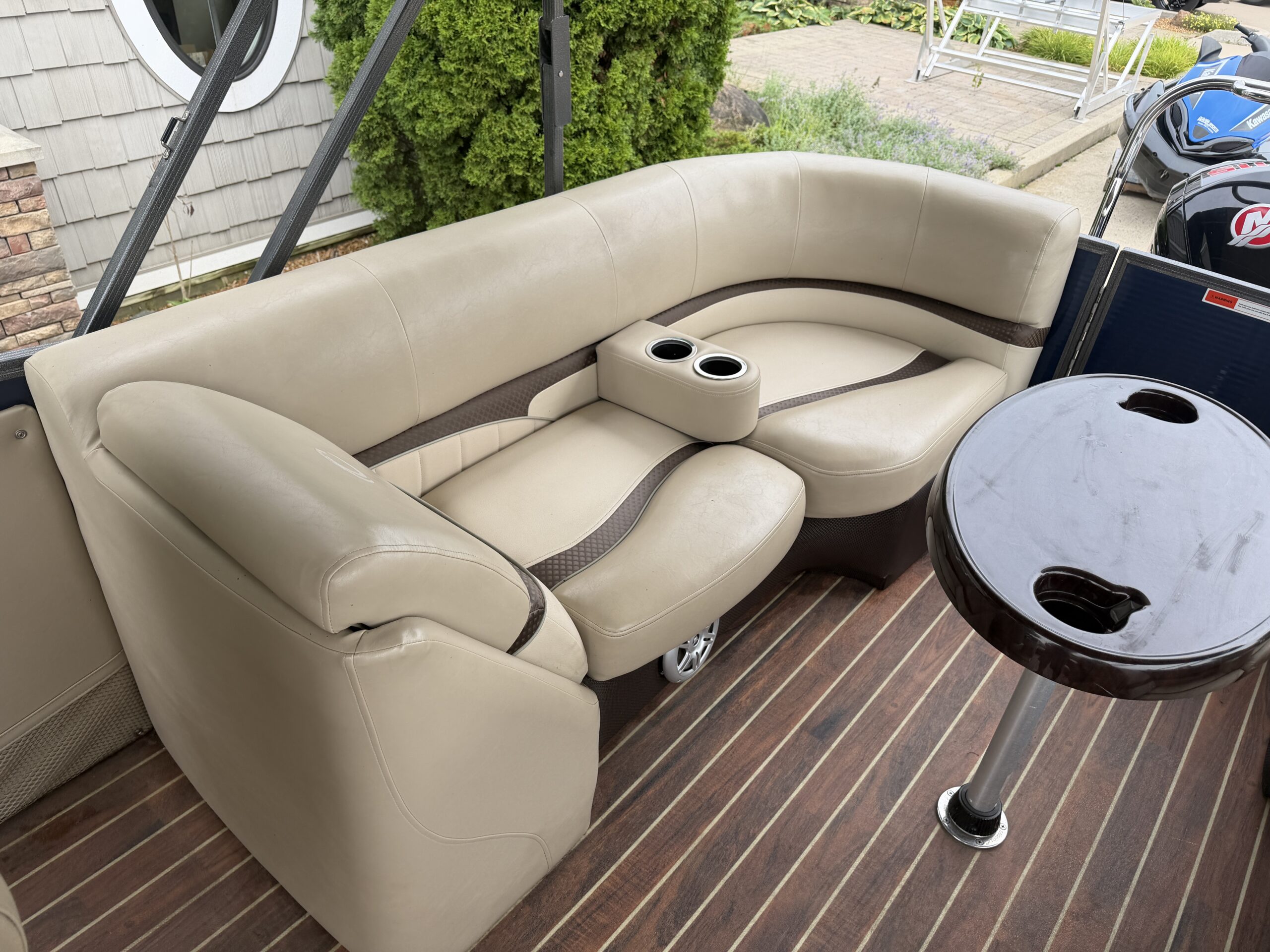 2015 Crest Classic 230 SLC Mercury 115hp Pro XS  Easy Cover & Sea Legs