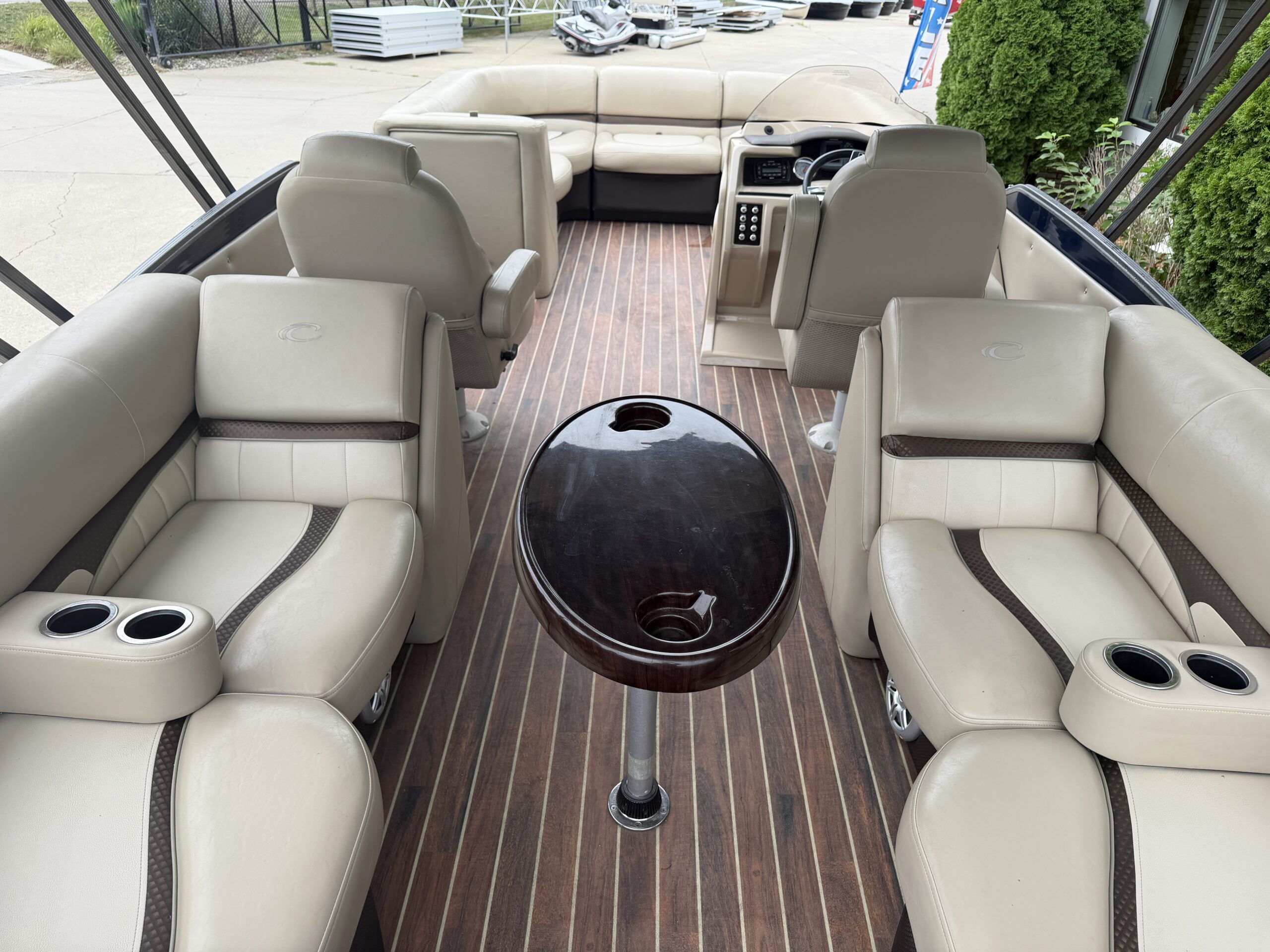 2015 Crest Classic 230 SLC Mercury 115hp Pro XS  Easy Cover & Sea Legs