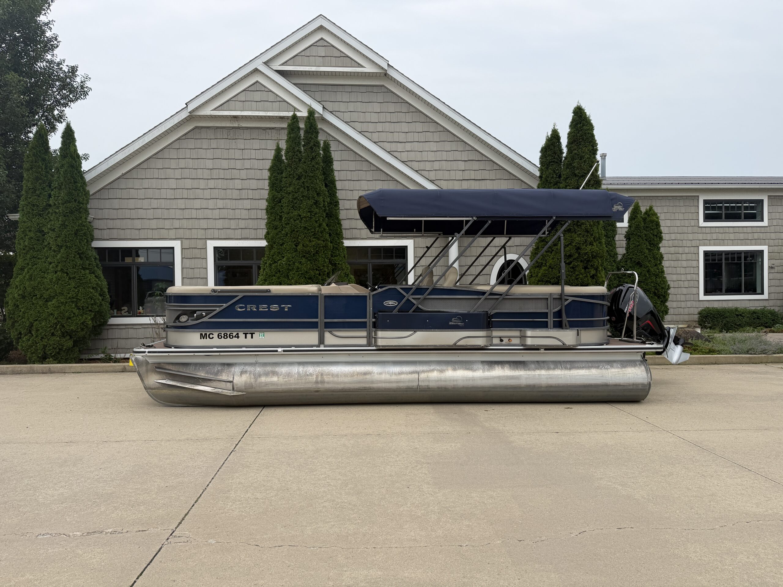 2015 Crest Classic 230 SLC Mercury 115hp Pro XS  Easy Cover & Sea Legs