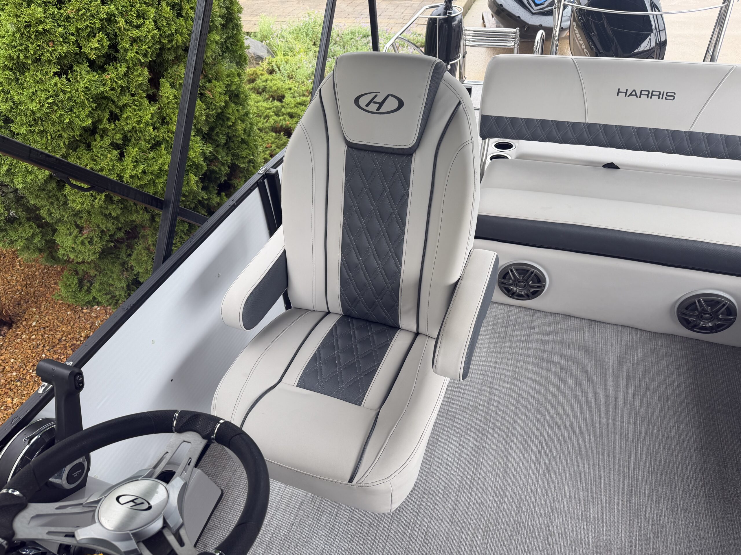 2023 Harris Sunliner 230 SL  Mercury 115hp CT  Easy Cover