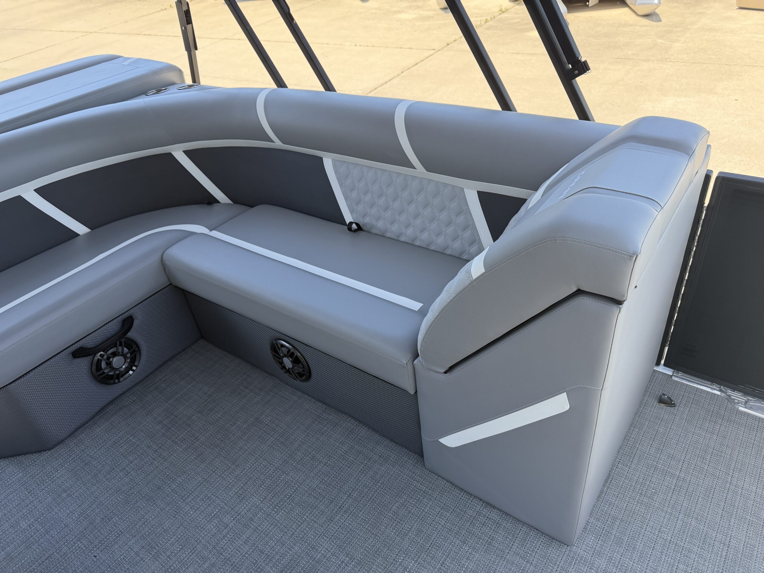 2025 Crest Classic 200 L Group  Mercury 115hp Pro XS  Easy Cover