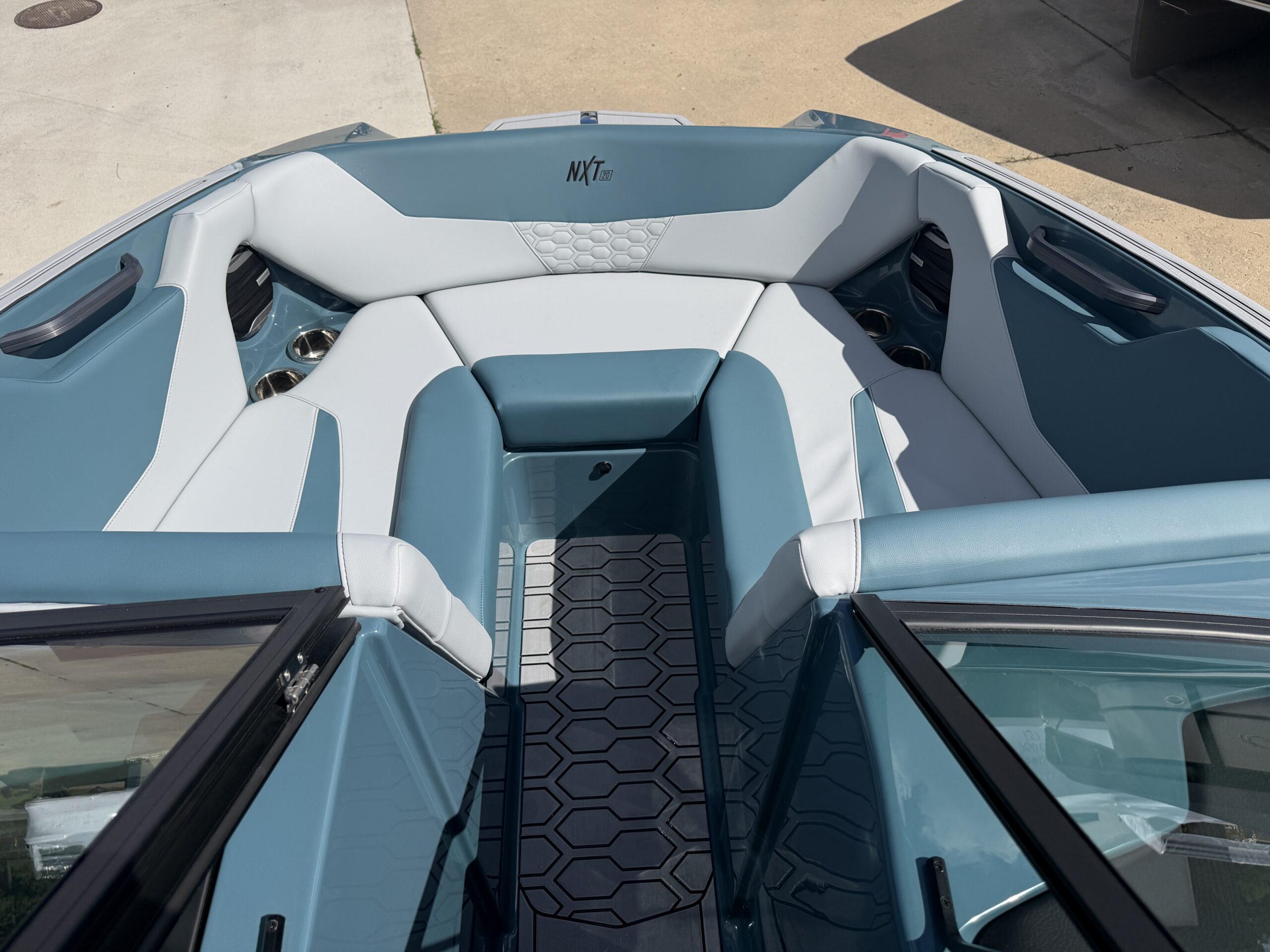 2027 Mastercraft NXT20
