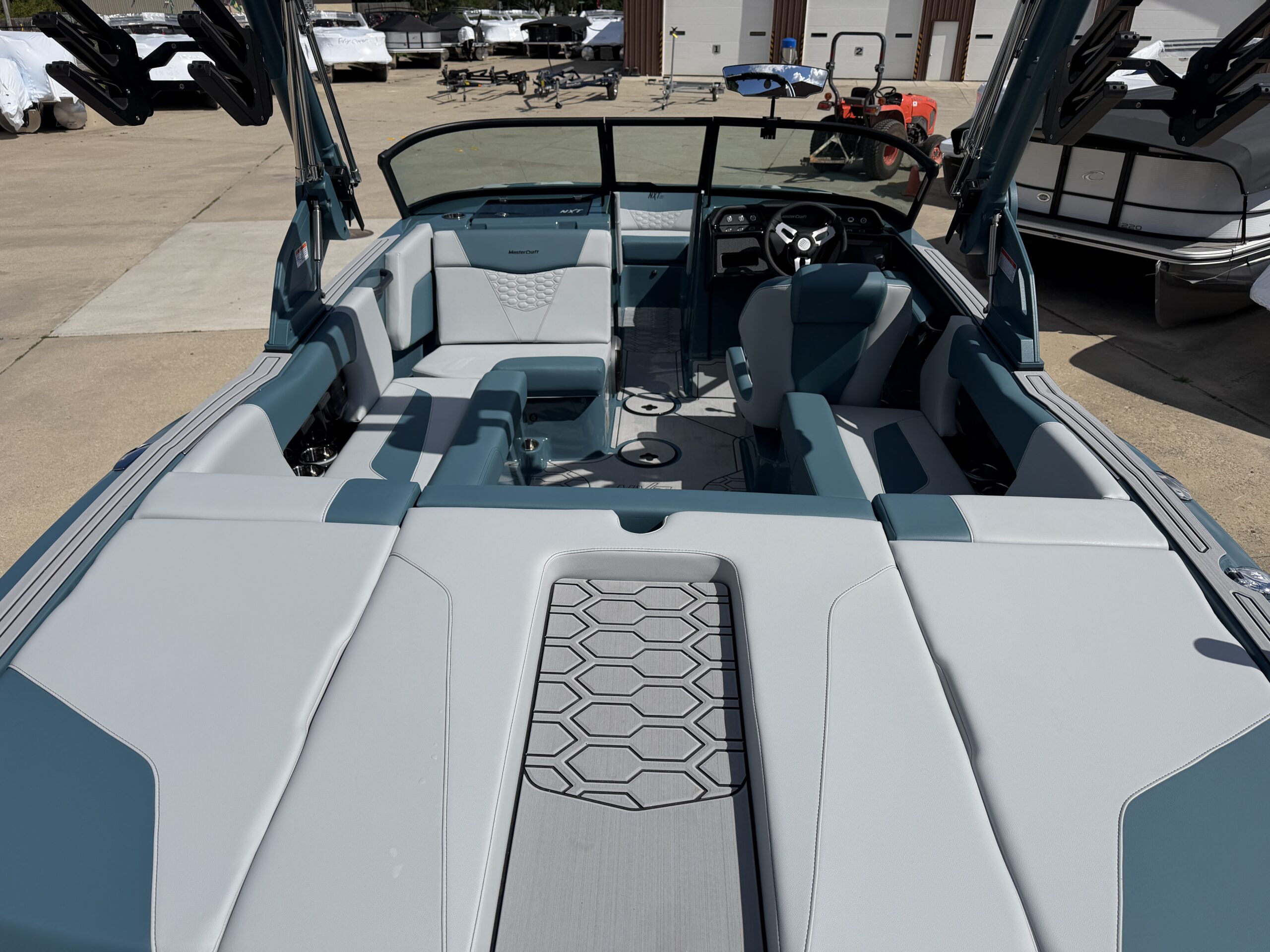 2027 Mastercraft NXT20