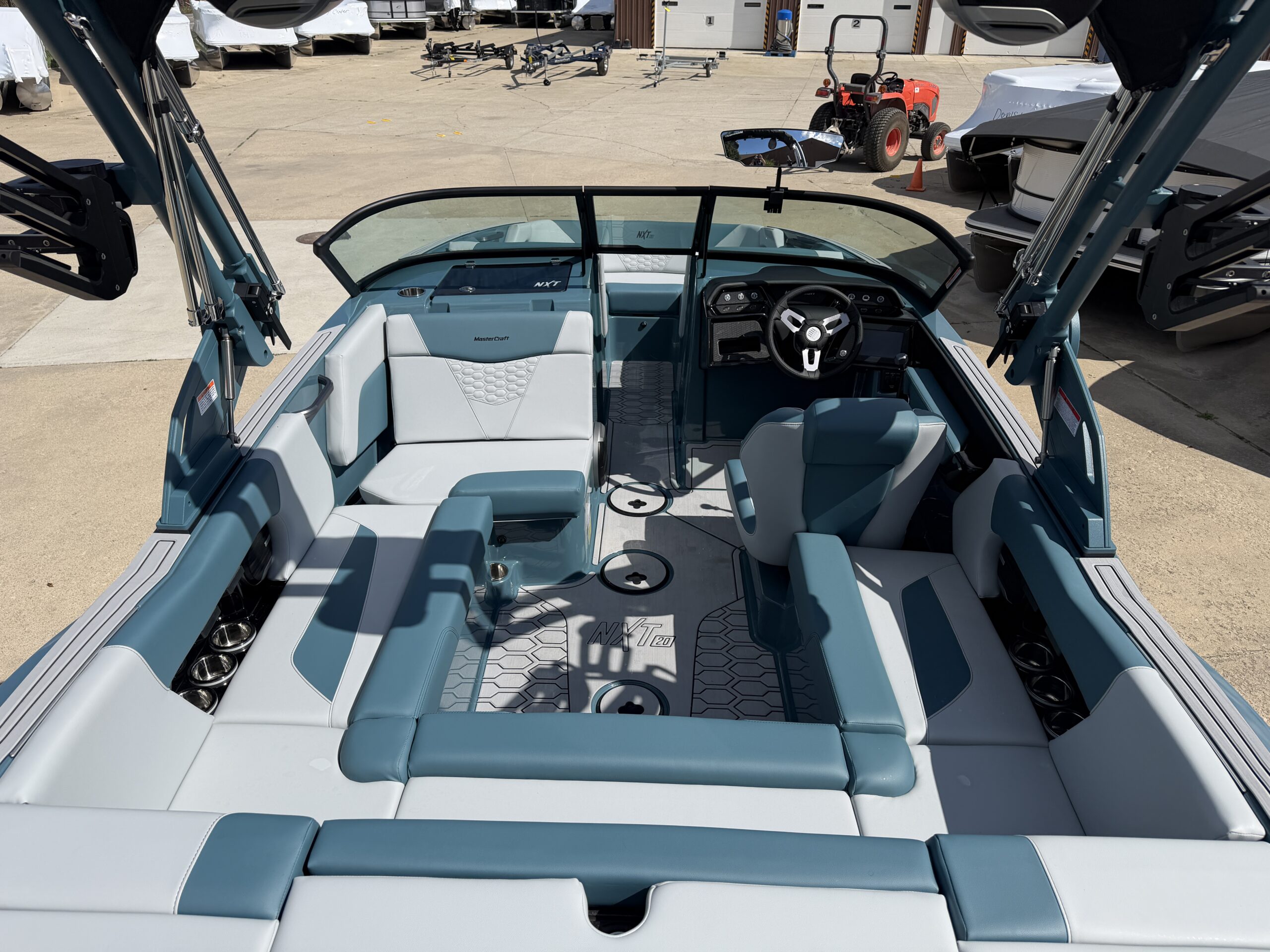 2027 Mastercraft NXT20