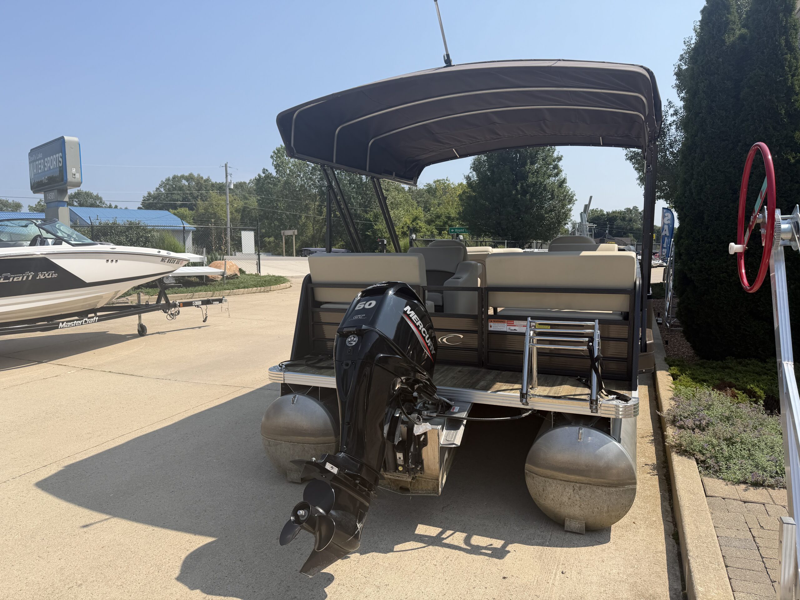 2020 Crest Classic DLX 220 SLRC Mercury 60hp  Easy Cover
