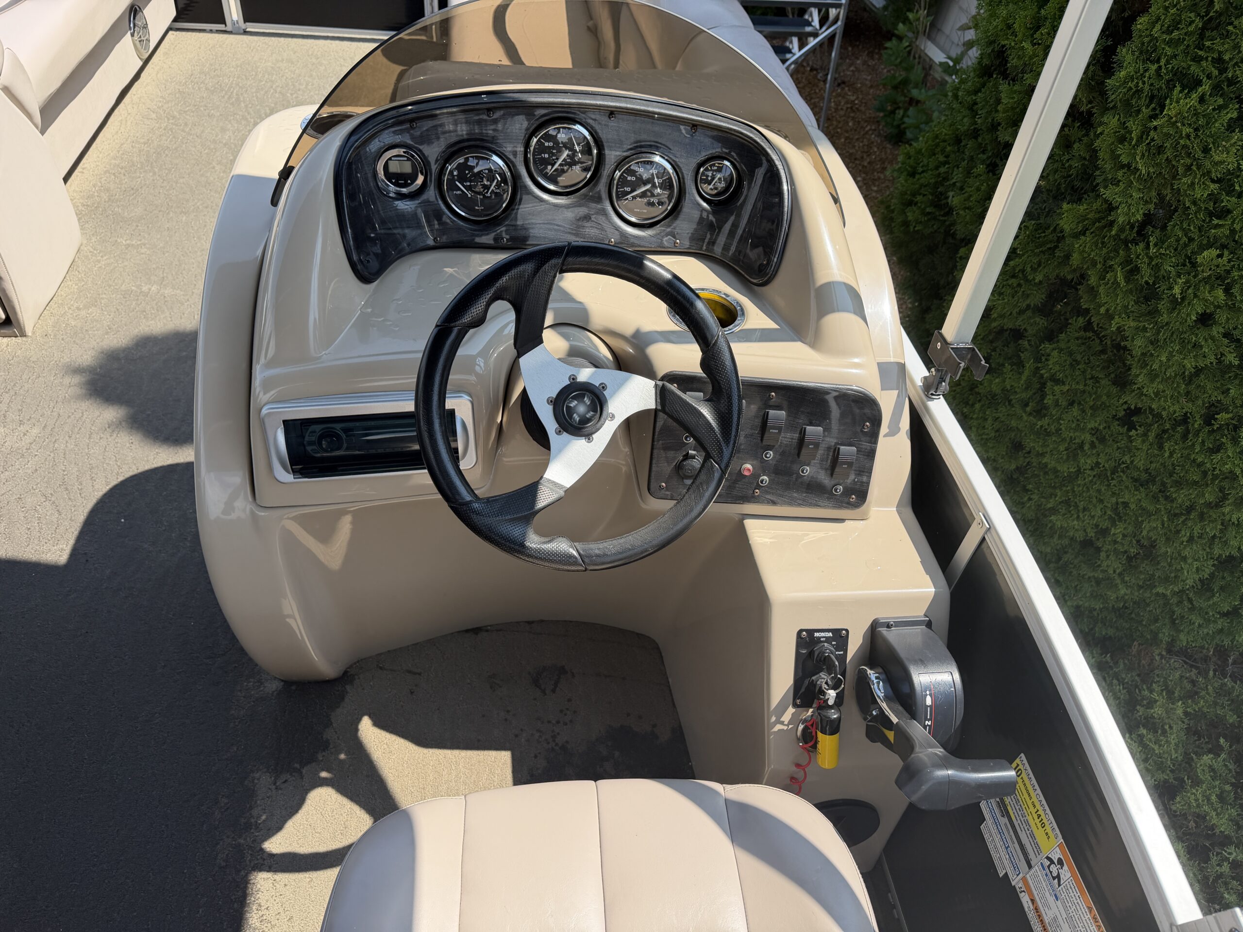 2013 Godfrey Sweetwater 2086 Honda 115hp
