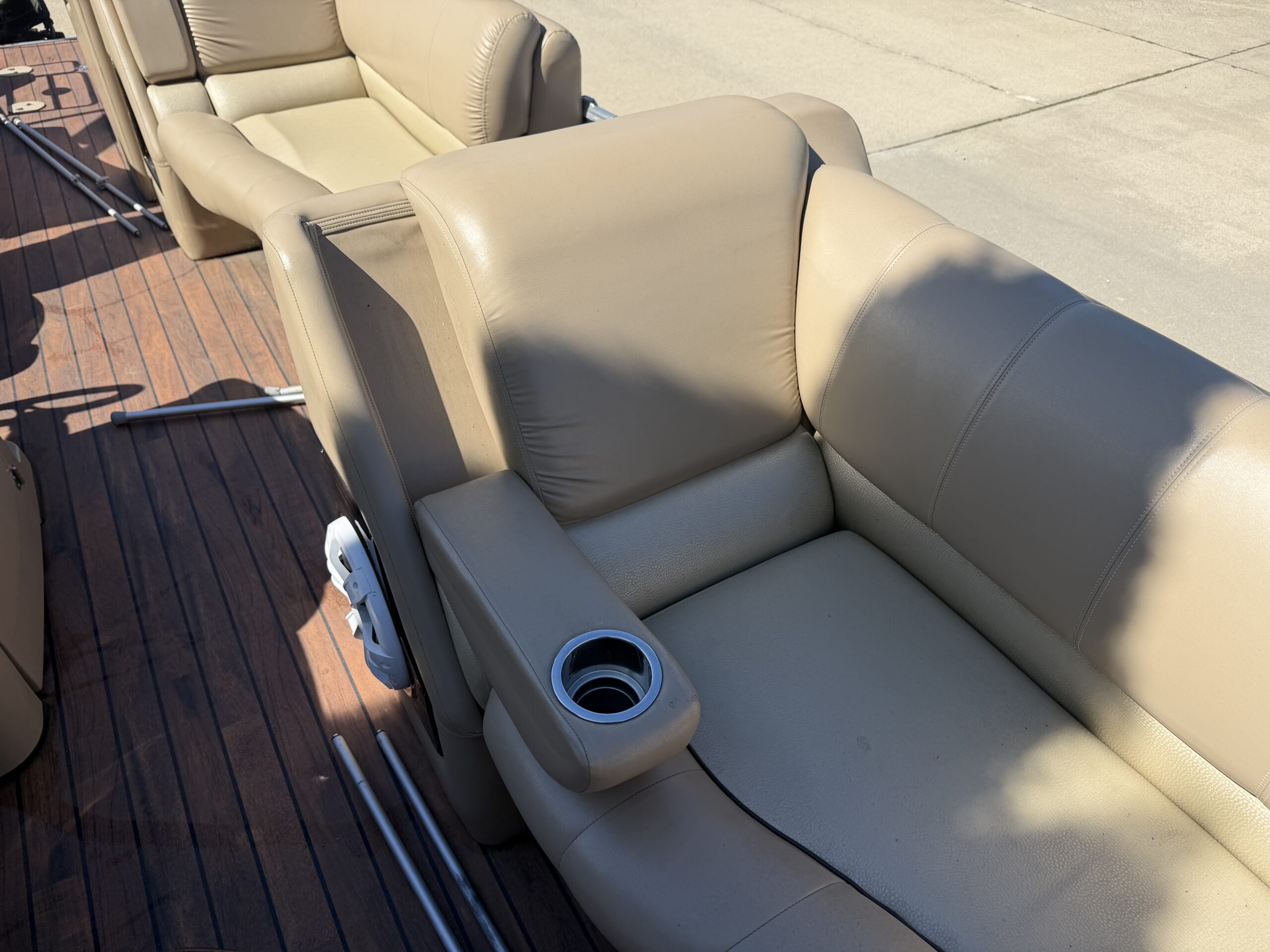 2014 Harris Grand Mariner 230 Mercury 115hp