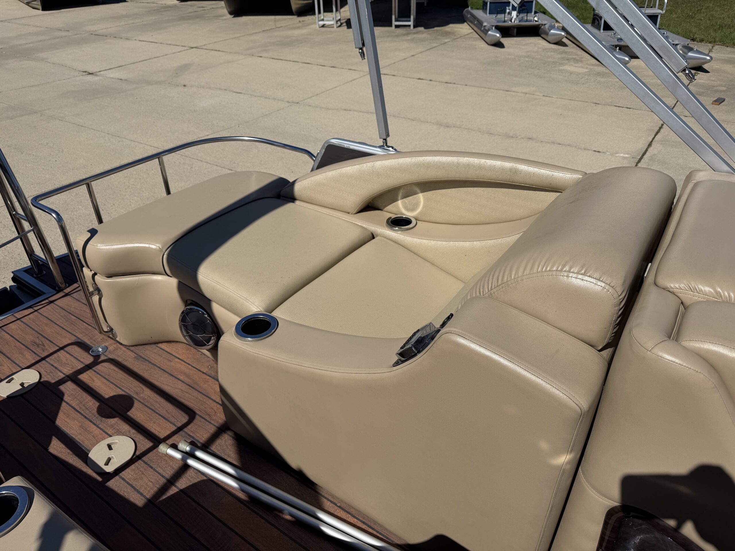 2014 Harris Grand Mariner 230 Mercury 115hp