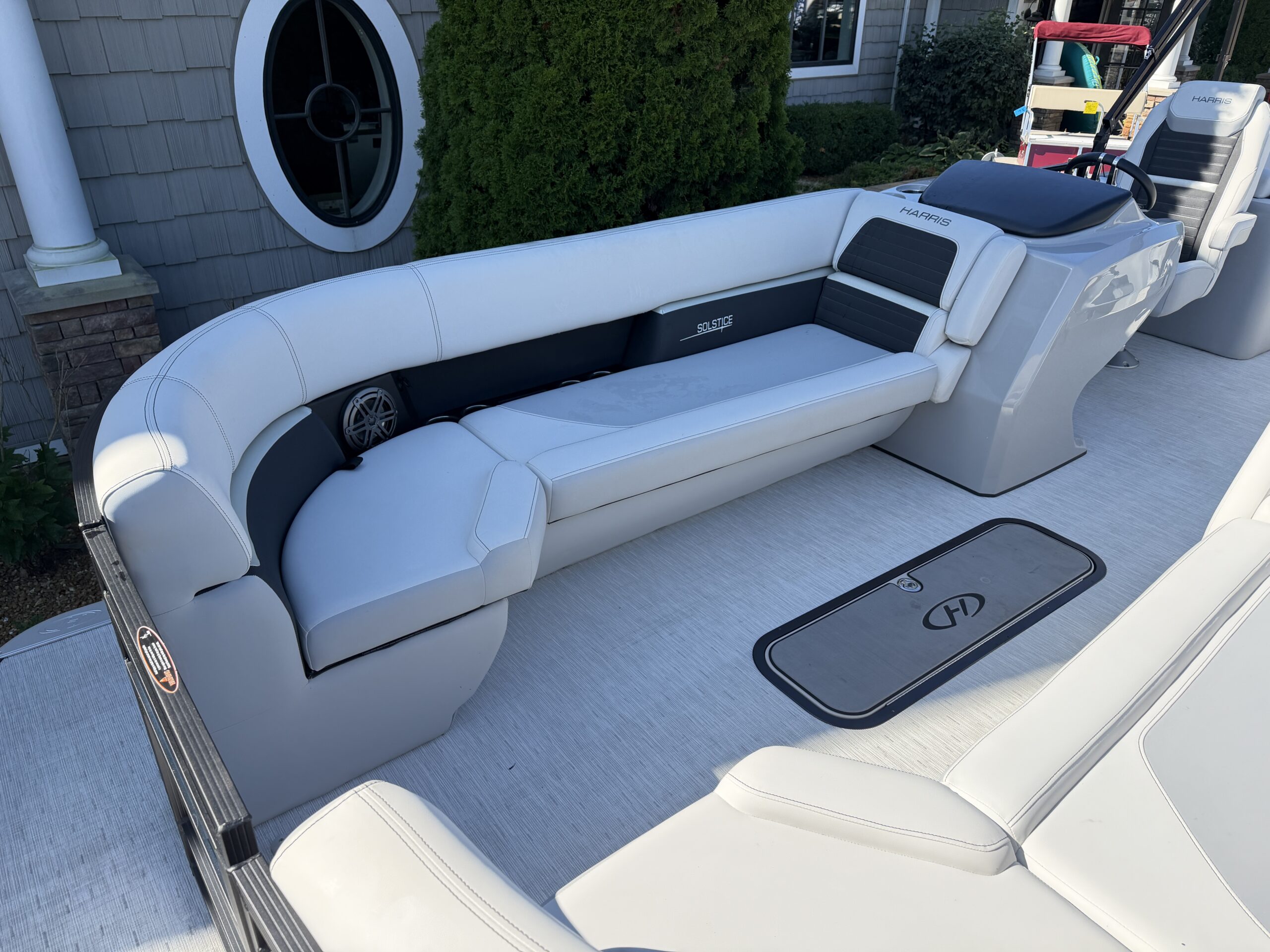 2023 Harris Solstice 250 CWDH Tri Toon  Mercury 250hp